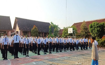 Kegiatan MPLS SMAN Pilangkenceng Tahun Pelajaran 2022 2023 - Hari Kedua
